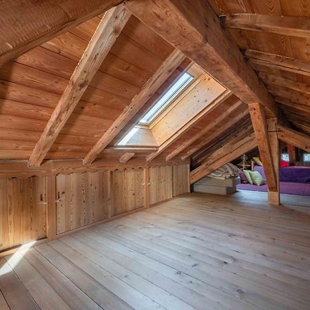 Spacious Loft On Pedestrian Street With Views Apartment Chamonix Exterior photo